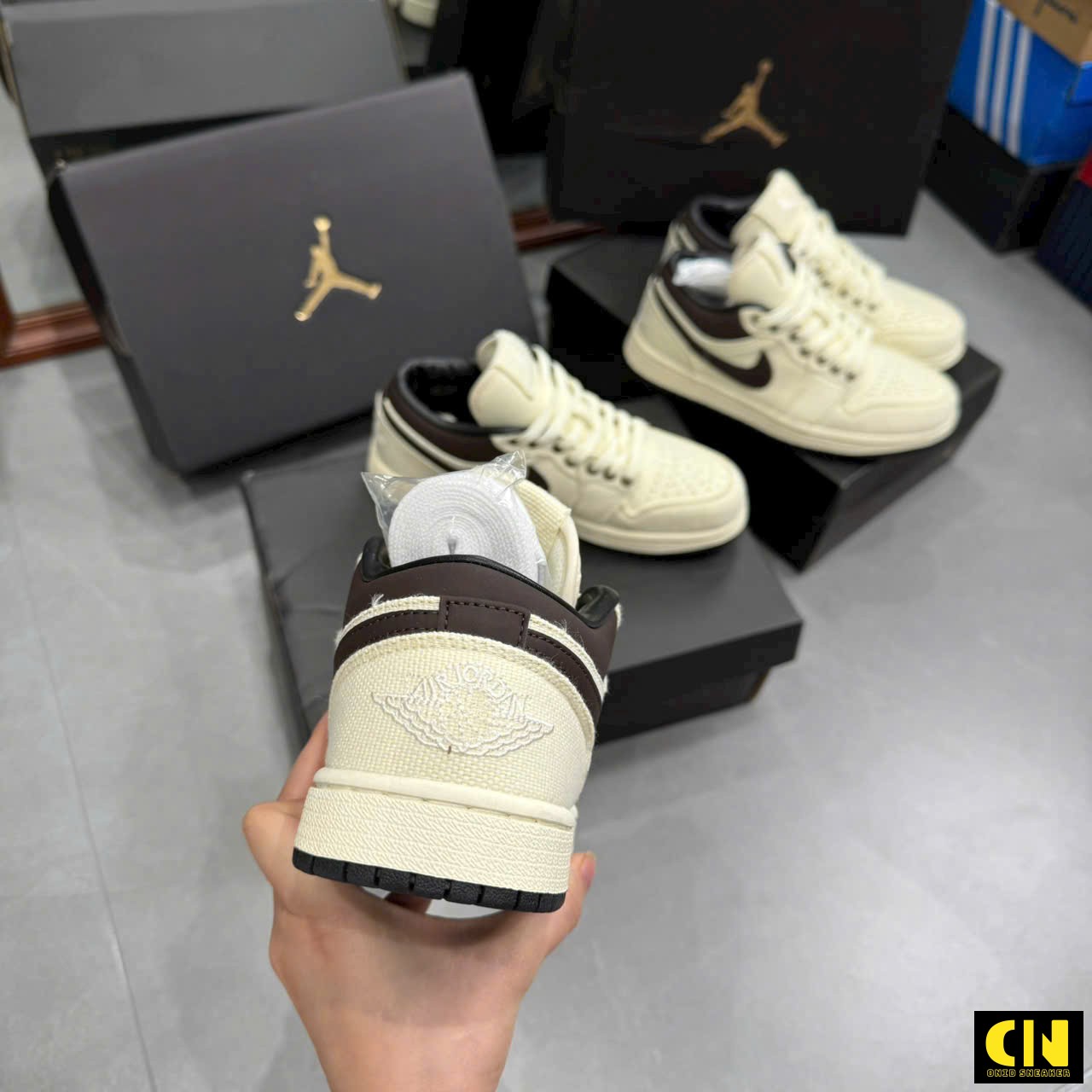 Giày Nike Air Jordan 1 Low Premium Pale Ivory Full Box Giày Nike Air Jordan 1 Low Premium Pale Ivory Full Box