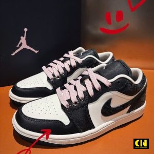 Giay Nike Air Jordan 1 Low Se Iced Carmine Den Hong Giày Nike Air Jordan 1 Low SE Iced Carmine Đen Hồng