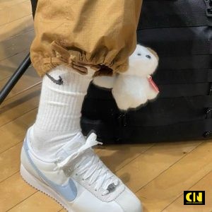 Giay Nike Cortez Mau Trang Soc Xanh Duong Nhat Giày Nike Cortez Màu Trắng Sọc Xanh Dương Nhạt