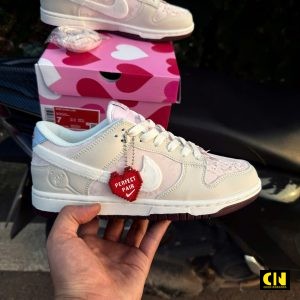 Giay Nike Dunk Low Ban Valentine Trang Hong Giày Nike Dunk Low Bản Valentine Trắng Hồng