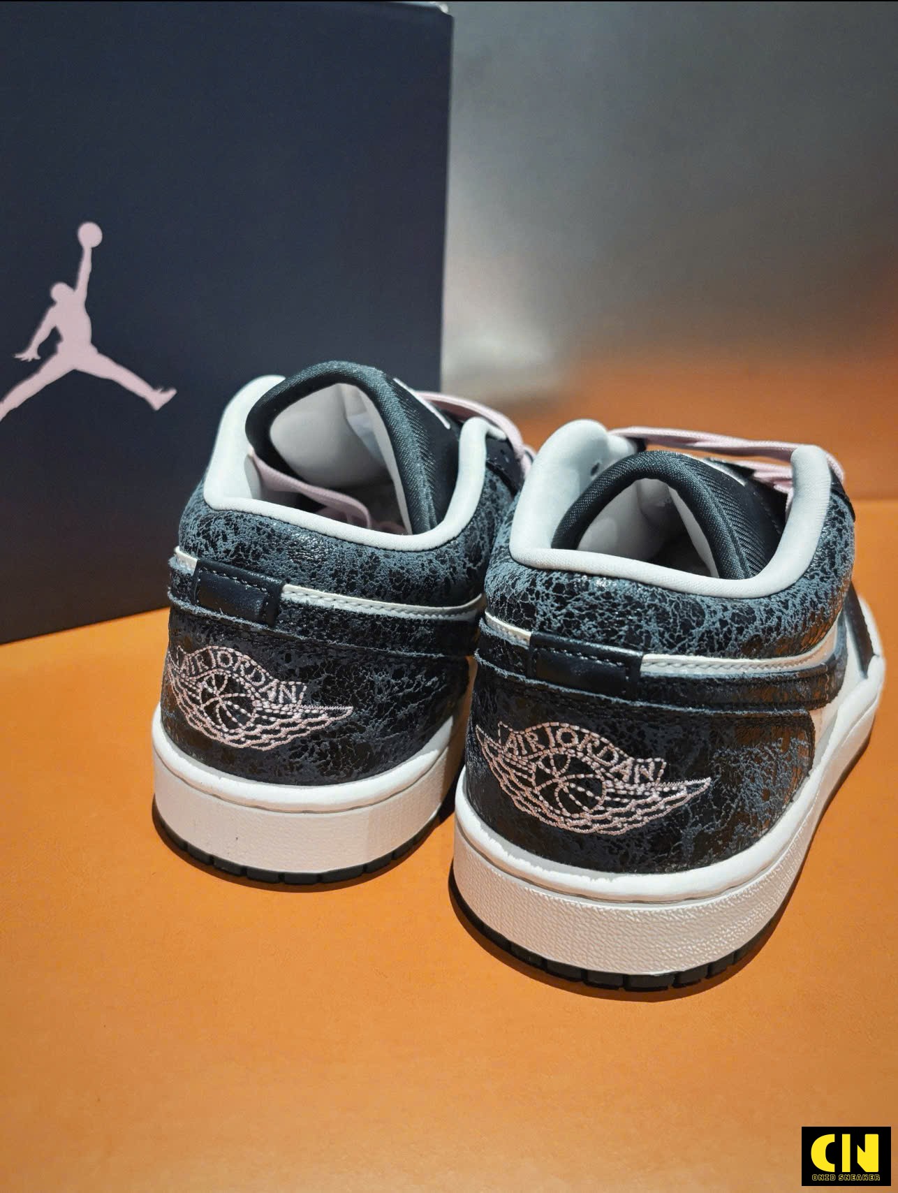 Giày Nike Jordan 1 Low Se Iced Carmine Giày Nike Jordan 1 Low SE Iced Carmine