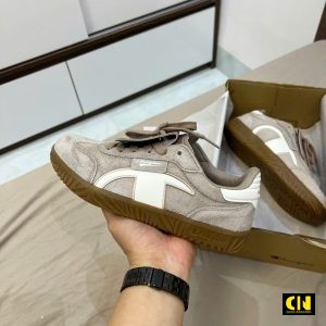Giay Sneaker Champion T Trainer Ban Da Lon Xin Mau Nau Kem Giày Sneaker Champion T-Trainer Bản Da Lộn Xịn Màu Nâu Kem