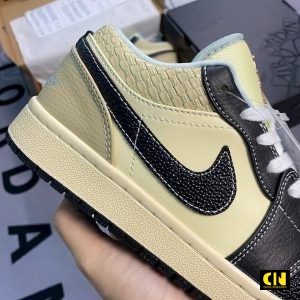 Giay Sneaker Jordan 1 Low Se Woven Den Kem Giày Sneaker Jordan 1 Low SE Woven Đen Kem
