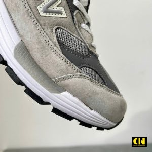 Giay Sneaker New Balance 992 Ban Da Lon Xin Mau Xam Giày Sneaker New Balance 992 Bản Da Lộn Xịn Màu Xám