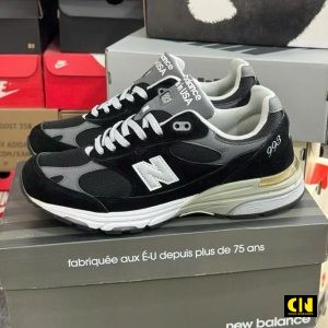 Giay Sneaker New Balance 993 Ban Da Lon Den Trang Giày Sneaker New Balance 993 Bản Da Lộn Đen Trắng