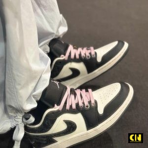Giay Sneaker Nike Air Jordan 1 Low Se Black Pink Giày Sneaker Nike Air Jordan 1 Low SE Black Pink