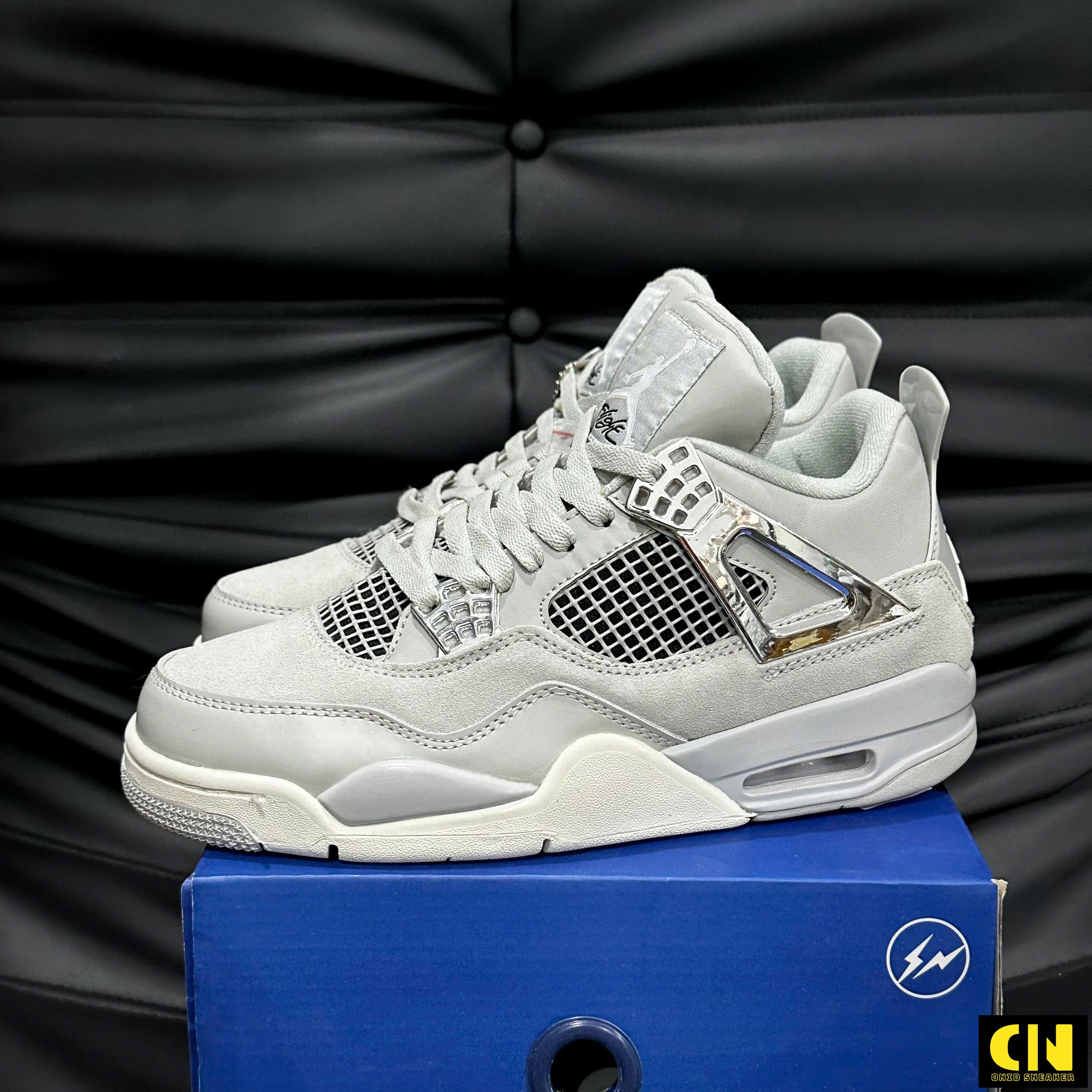 Giày Sneaker Nike Air Jordan 4 Retro Frozen Moments Giày Sneaker Nike Air Jordan 4 Retro Frozen MomentsGiày Sneaker Nike Air Jordan 4 Retro Frozen Moments