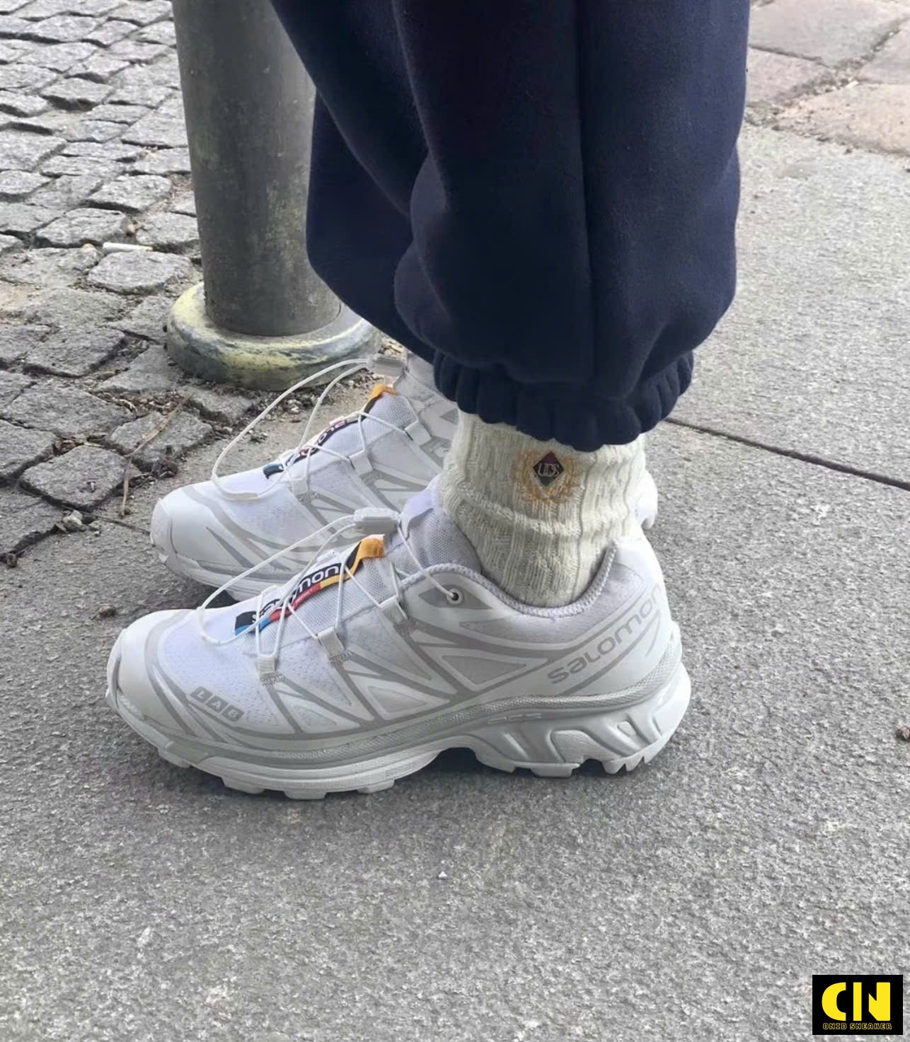 Giày Sneaker Salomon Xt-6 Thể Thao Dã Ngoại Màu Trắng Giày Sneaker Salomon XT-6 Thể Thao Dã Ngoại Màu Trắng