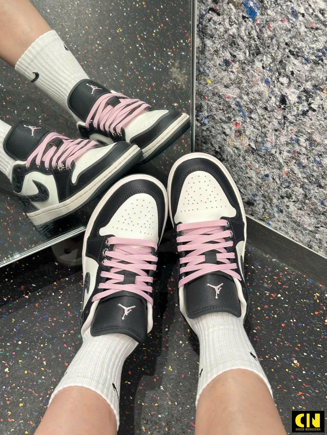 Giày Thể Thao Nike Air Jordan 1 Low Se Đen Hồng Giày Thể Thao Nike Air Jordan 1 Low SE Đen Hồng