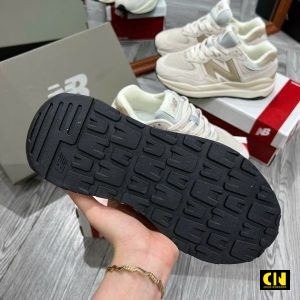 Giay Casual Nam Nu New Balance 5740 Mau Kem Nau Giày Casual Nam Nữ New Balance 5740 Màu Kem Nâu