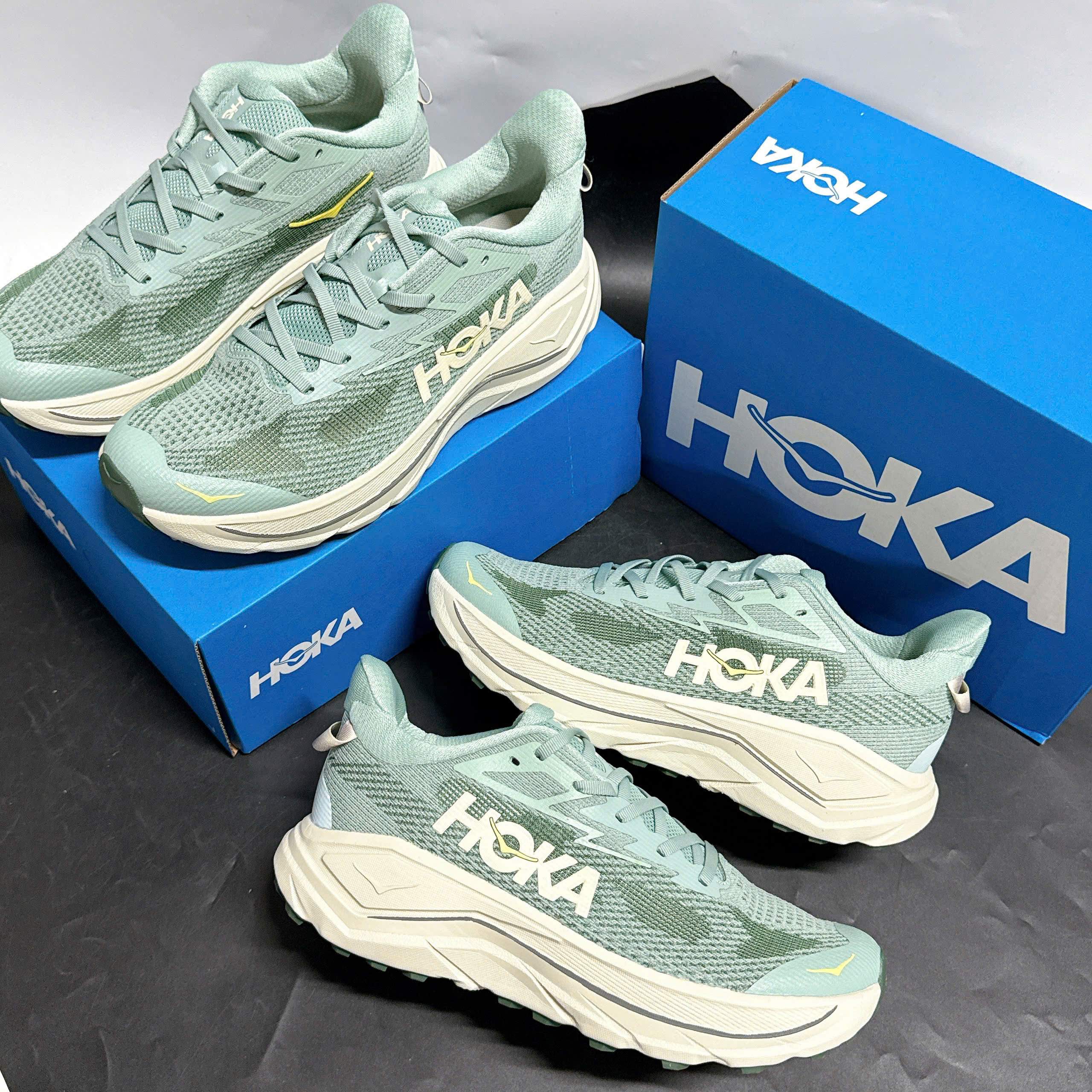 Giày Chạy Bộ Hoka Challenger 8 Màu Xanh Ngọc Giày Chạy Bộ HOKA Challenger 8 Màu Xanh Ngọc