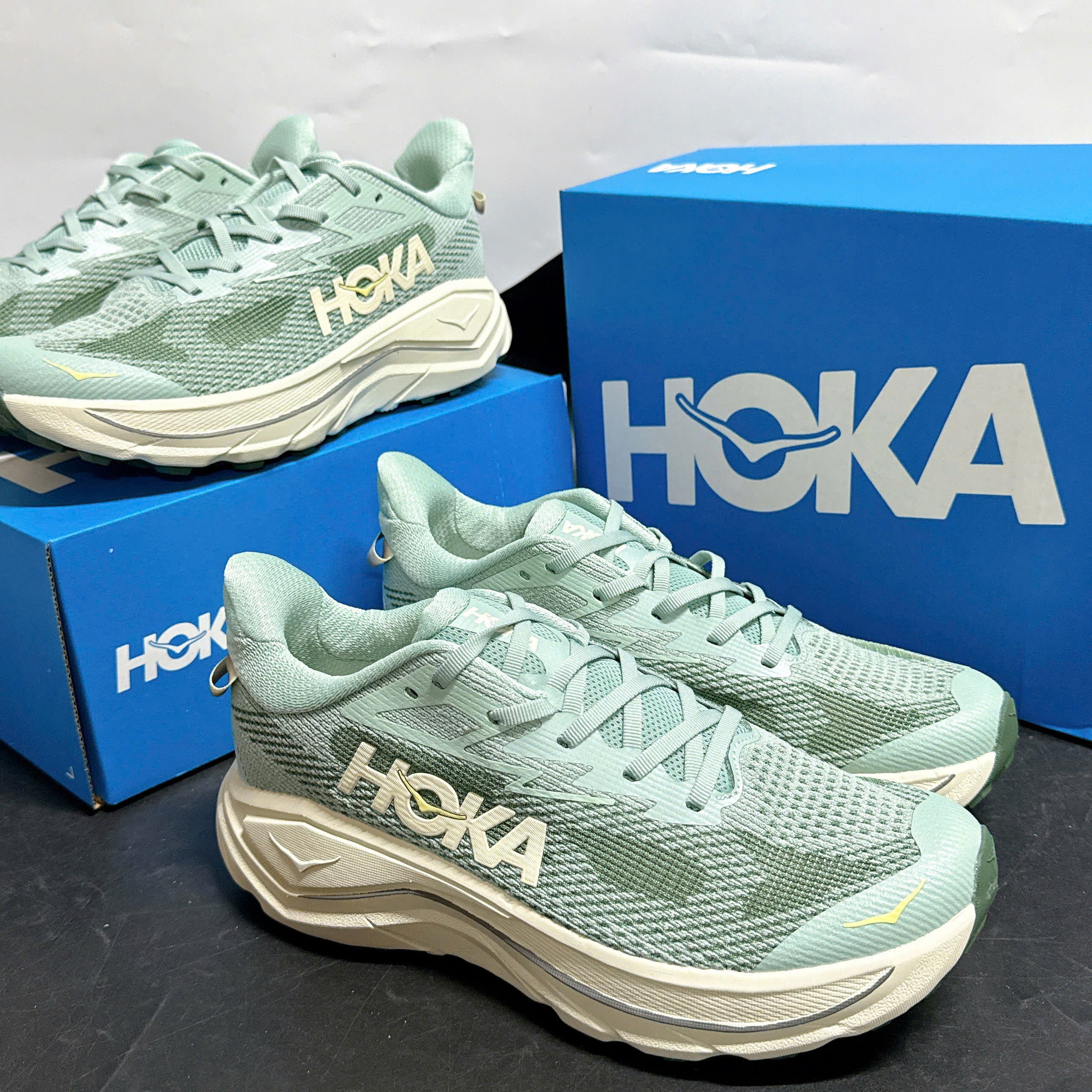 Giày Chạy Hoka Challenger 8 Màu Xanh Mint Giày Chạy HOKA Challenger 8 Màu Xanh Mint