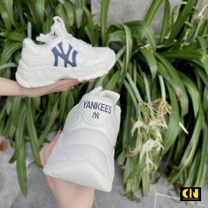 Giay Chunky Mlb Korea New York Yankees Logo Xanh Giày Chunky MLB Korea New York Yankees Logo Xanh