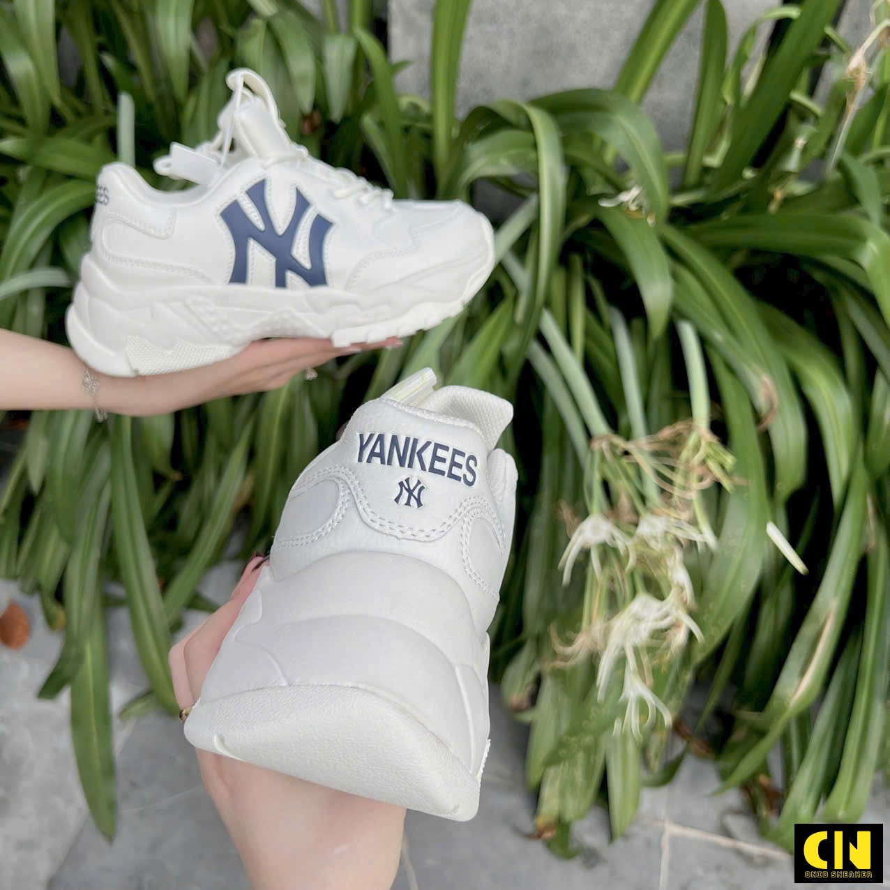 Giày Chunky Mlb Korea New York Yankees Logo Xanh Giày Chunky MLB Korea New York Yankees Logo Xanh