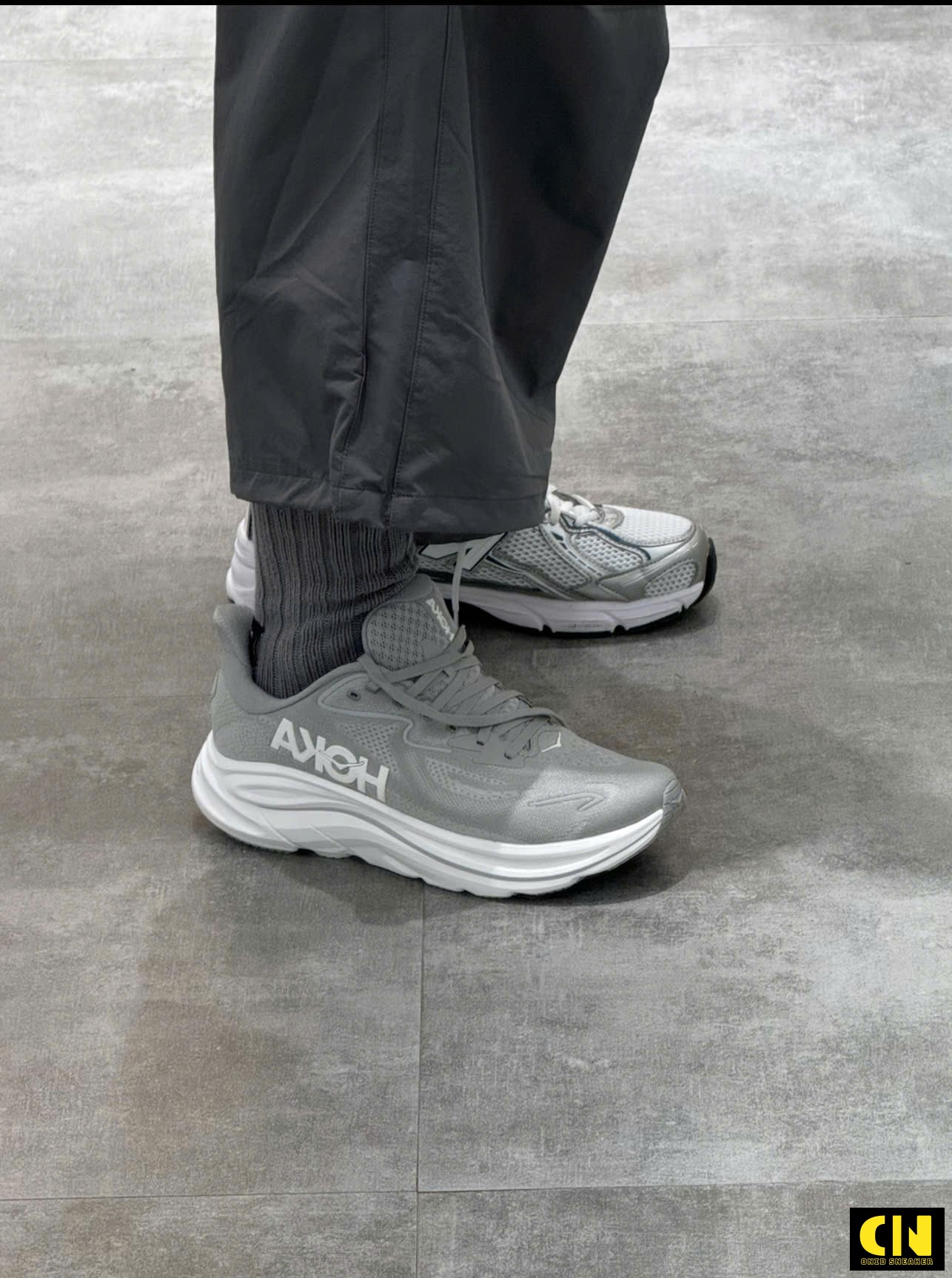 Giày Hoka Clifton 10 Running Galactic Grey Giày HOKA Clifton 10 Running Galactic Grey