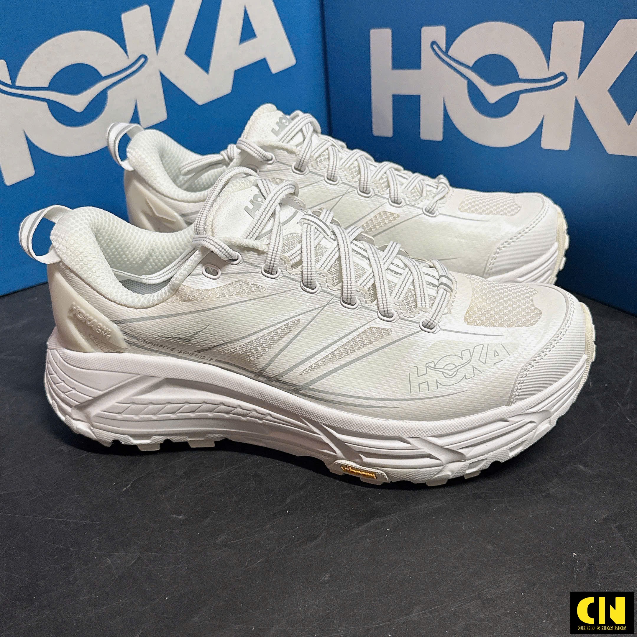Giày Hoka Mafate Speed 2 Trắng 1126851-Wlrc Cao Cấp Full Box Giày HOKA Mafate Speed 2 Trắng 1126851-WLRC Cao Cấp Full Box