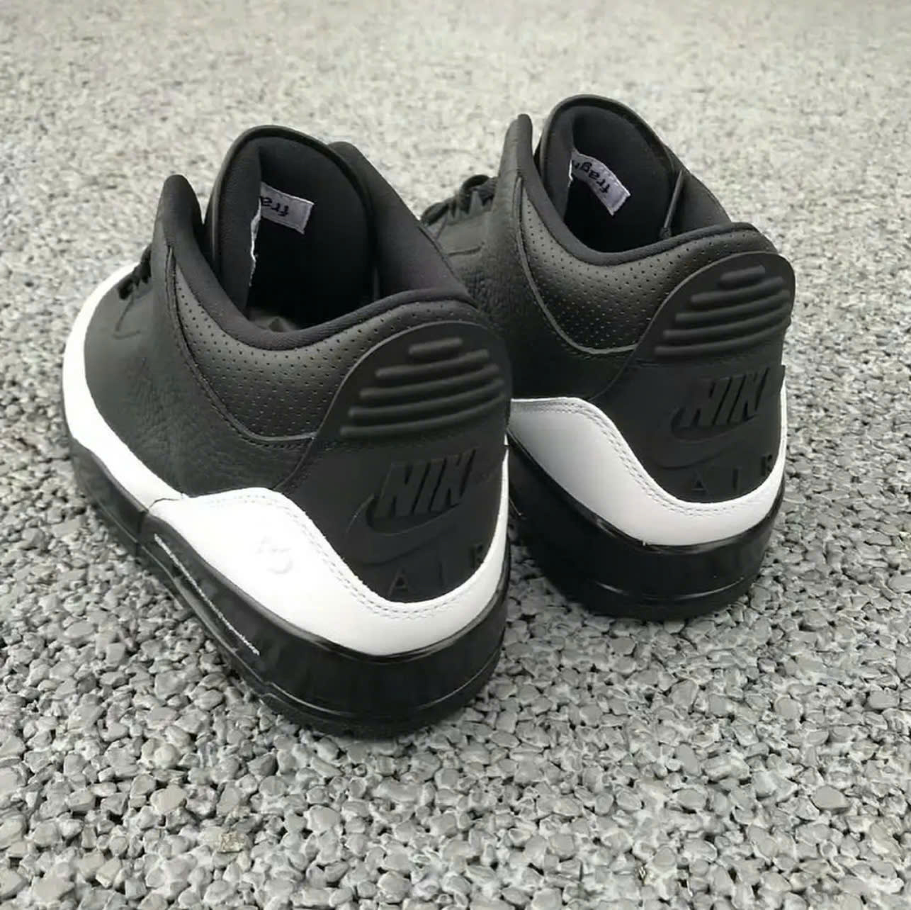 Giày Jd3 Jordan 3 Retro Fragment Trắng Đen Giày JD3 Jordan 3 Retro Fragment Trắng Đen
