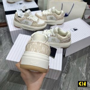 Giay Mlb Chunky Liner Denim Monogram Mau Kem Nau Giày MLB Chunky Liner Denim Monogram Màu Kem Nâu