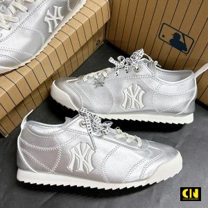 Giay Mlb German Training Runny Ny Yankees Silver Giày MLB German Training Runny NY Yankees Silver