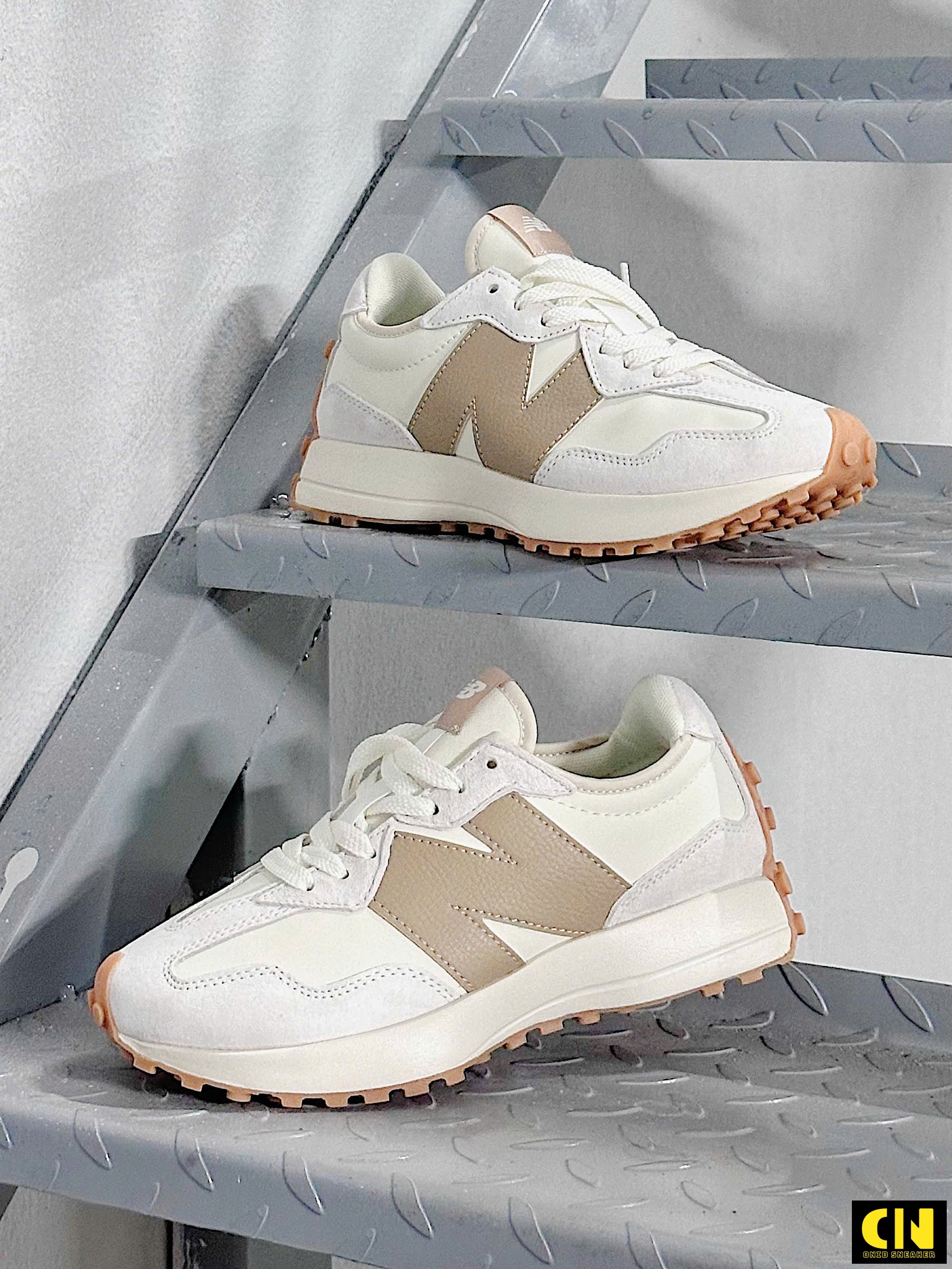 Giày New Balance 327 Moonbeam Driftwood Trắng Kem Nâu Giày New Balance 327 Moonbeam Driftwood Trắng Kem Nâu