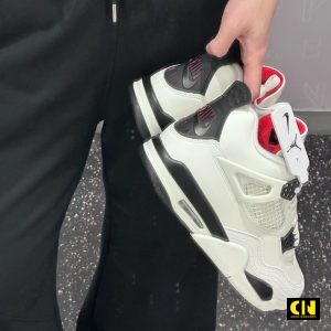 Giay Nike Air Jordan 4 Retro Og Sail Mau Trang Kem Giày Nike Air Jordan 4 Retro OG Sail Màu Trắng Kem