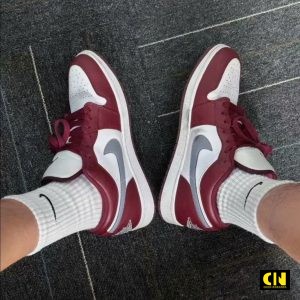 Giày Nike Jordan 1 Cổ Thấp Đỏ Xám Bordeaux Red