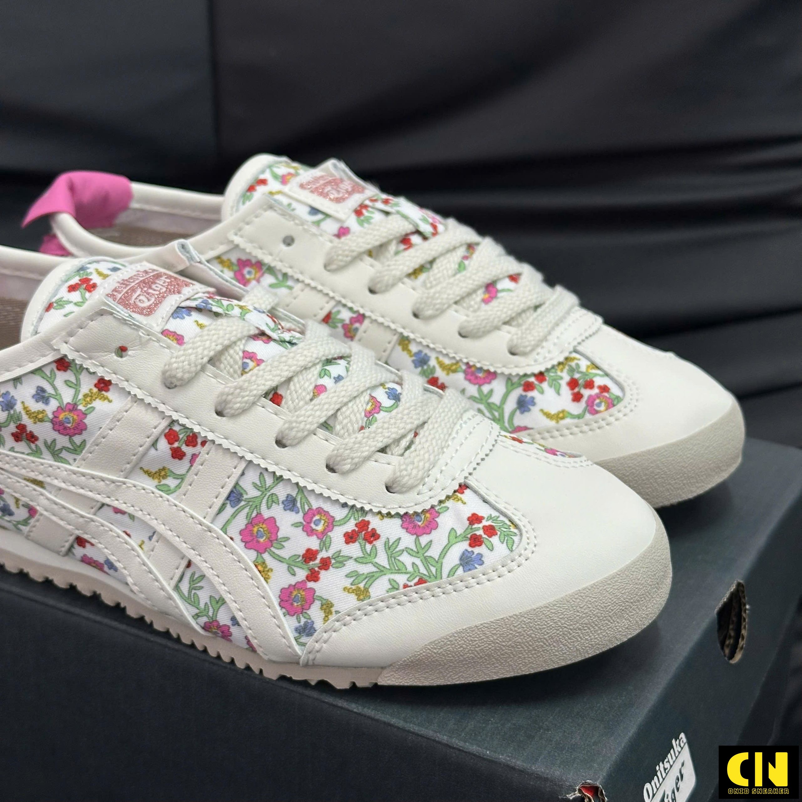 Giày Onitsuka Tiger Mexico 66 Cream Pink Floral Trắng Hồng Giày Onitsuka Tiger Mexico 66 Cream Pink Floral Trắng Hồng