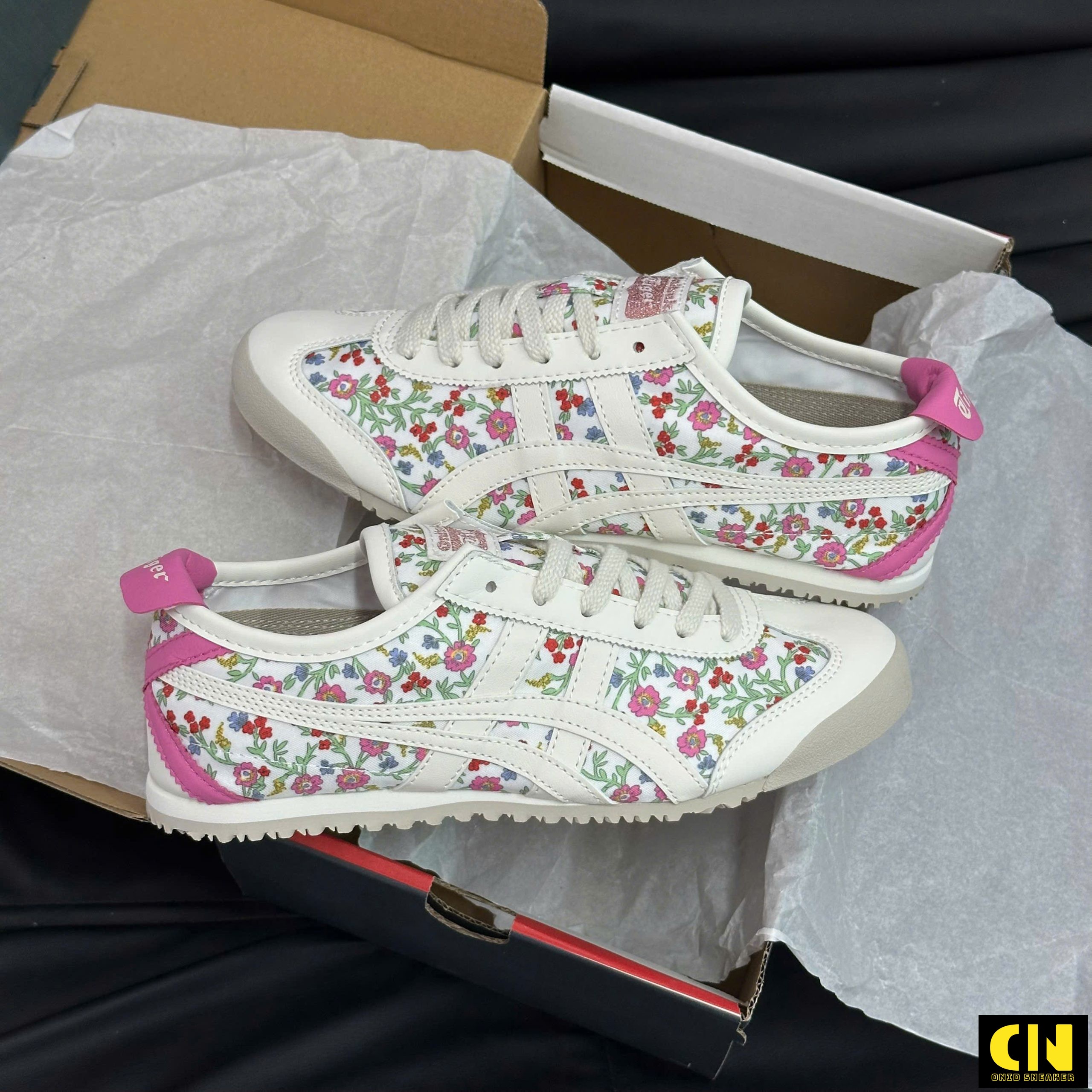 Giày Onitsuka Tiger Mexico 66 Cream Pink Floral Giày Onitsuka Tiger Mexico 66 Cream Pink Floral
