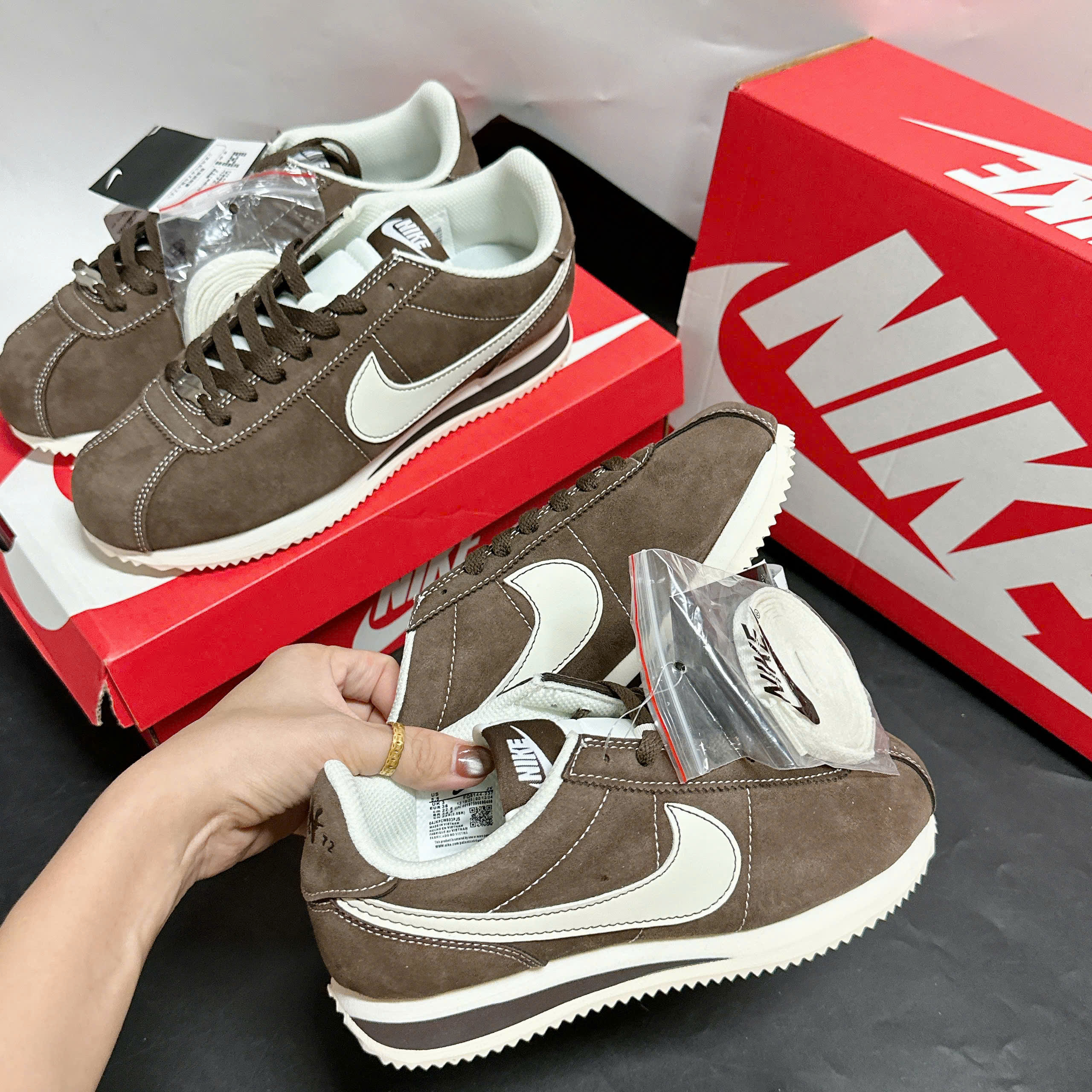 Giày Sneaker Cổ Thấp Nike Cortez Baroque Brown Sọc Trắng Giày Sneaker Cổ Thấp Nike Cortez Baroque Brown Sọc Trắng