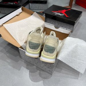 Giay Sneaker Duong Pho Air Jordan 4 Off White Sail Trang Kem Giày Sneaker Đường Phố Air Jordan 4 Off-White Sail Trắng Kem