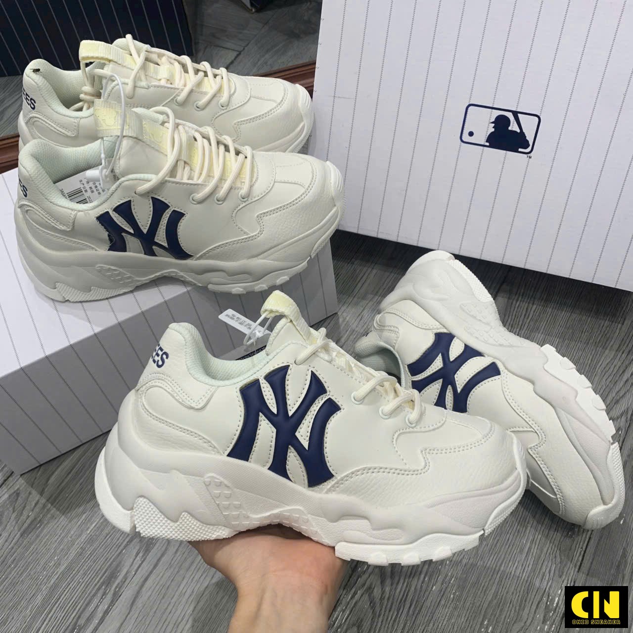 Giày Sneaker Mlb Chunky Window Ny Xanh Navy Tăng Chiều Cao Fullbox Giày Sneaker MLB Chunky Window NY Xanh Navy Tăng Chiều Cao Fullbox