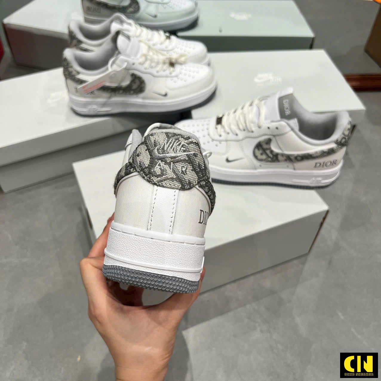 Giày Sneaker Nam Nữ Nike Af1 Dior Denim Xám Trắng Giày Sneaker Nam Nữ Nike AF1 Dior Denim Xám Trắng