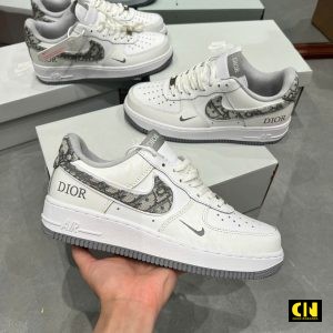 Giay Sneaker Nike Af1 07 Low Dior Denim Mau Trang Xam Giày Sneaker Nike AF1 07 Low Dior Denim Màu Trắng Xám
