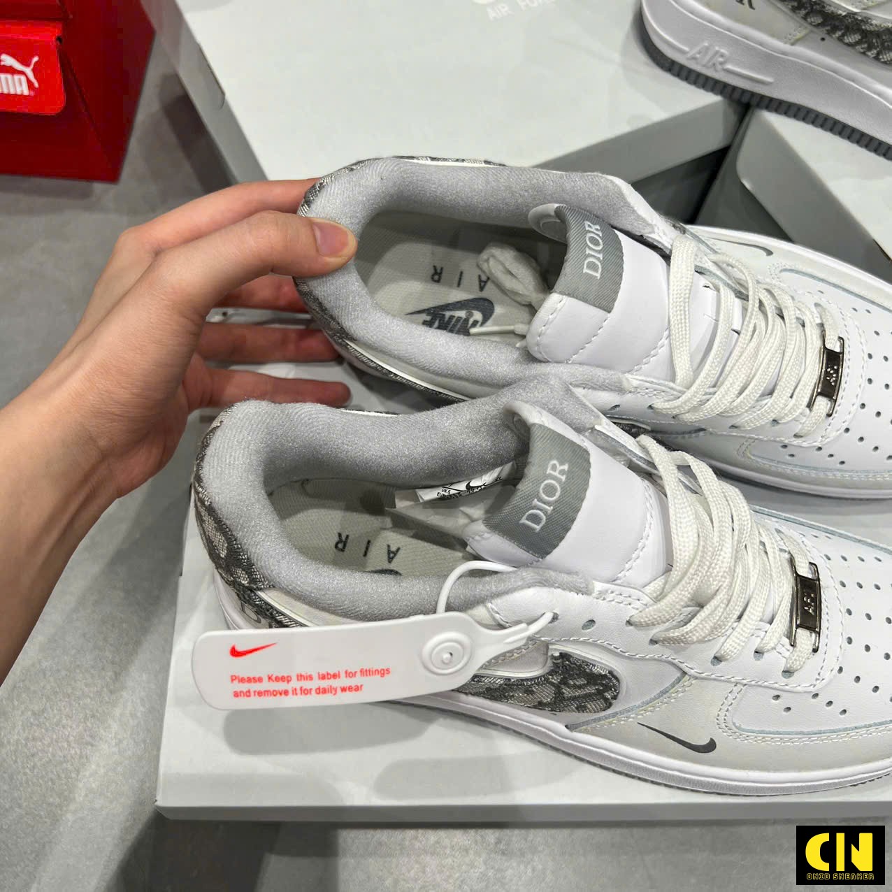 Giày Sneaker Nike Air Force 1 Dior Thêu Swoosh Oblique Giày Sneaker Nike Air Force 1 Dior Thêu Swoosh Oblique