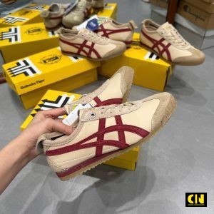 Giay Sneaker Onitsuka Tiger Mexico 66 Mau Kem Soc Do Do Giày Sneaker Onitsuka Tiger Mexico 66 Màu Kem Sọc Đỏ Đô