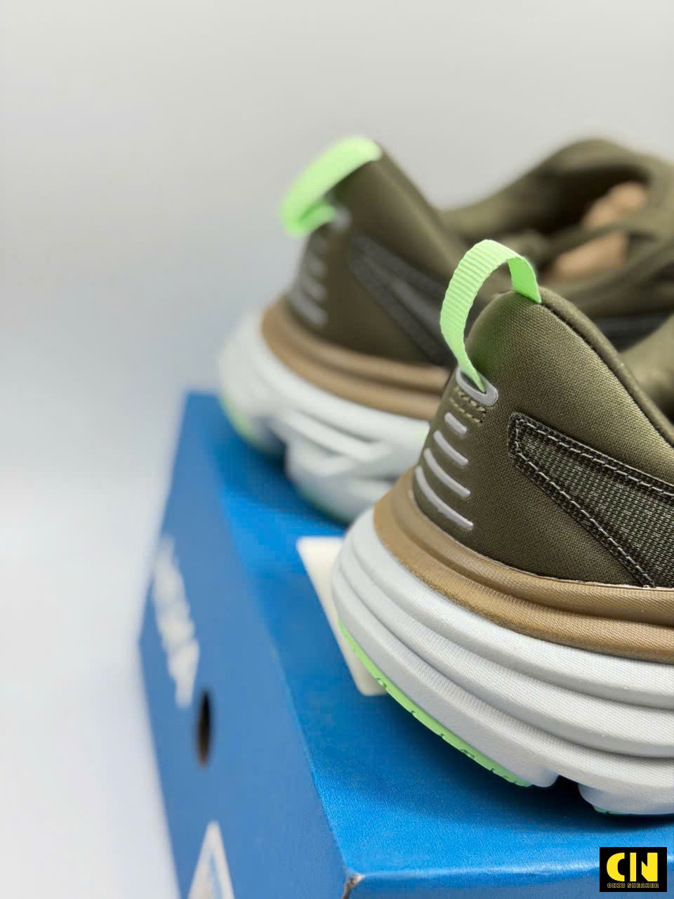 Giày Thể Thao Hoka One One Bondi 8 Olive Haze Mercury Giày Thể Thao Hoka One One Bondi 8 Olive Haze Mercury
