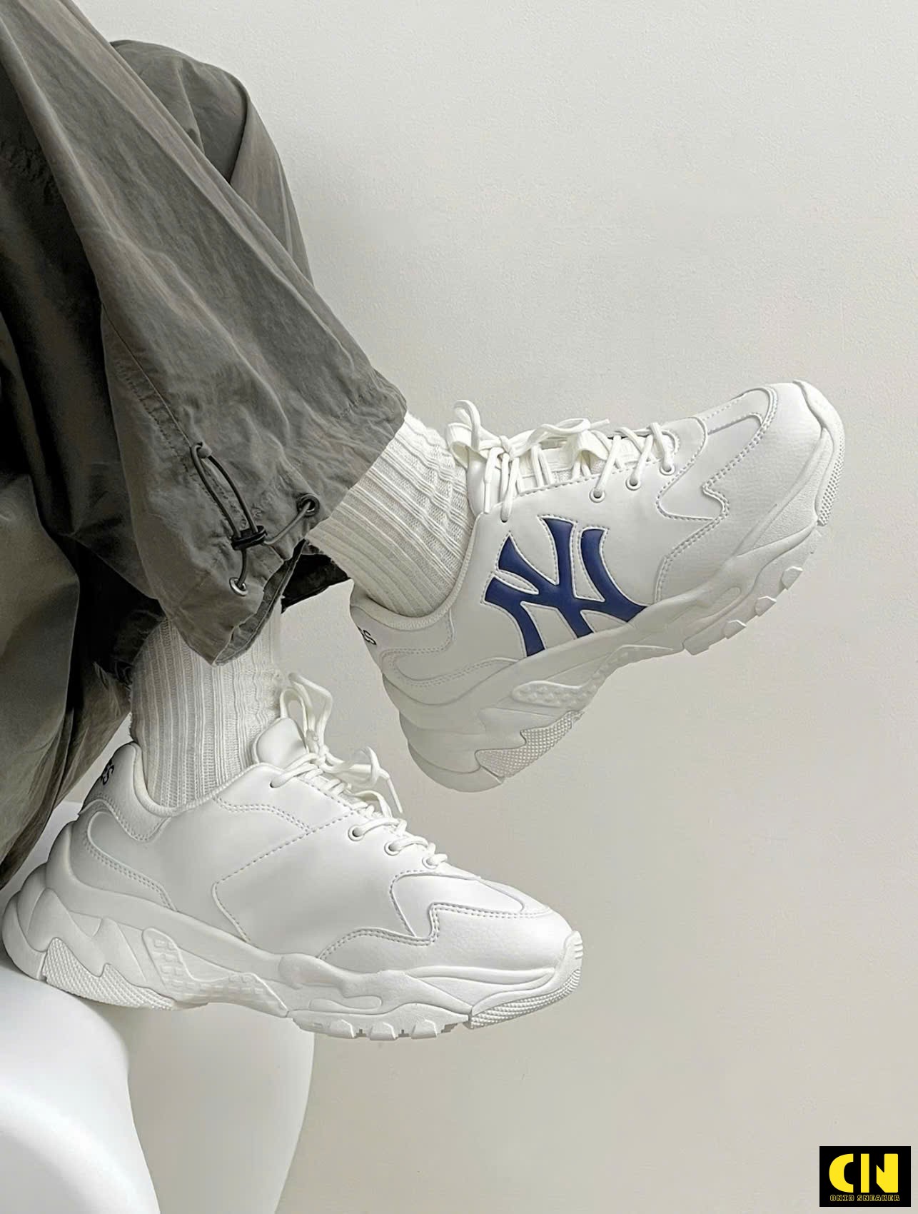 Giày Thể Thao Mlb Bigball Chunky Ny Yankees Trắng Kem Giày Thể Thao MLB BigBall Chunky NY Yankees Trắng Kem