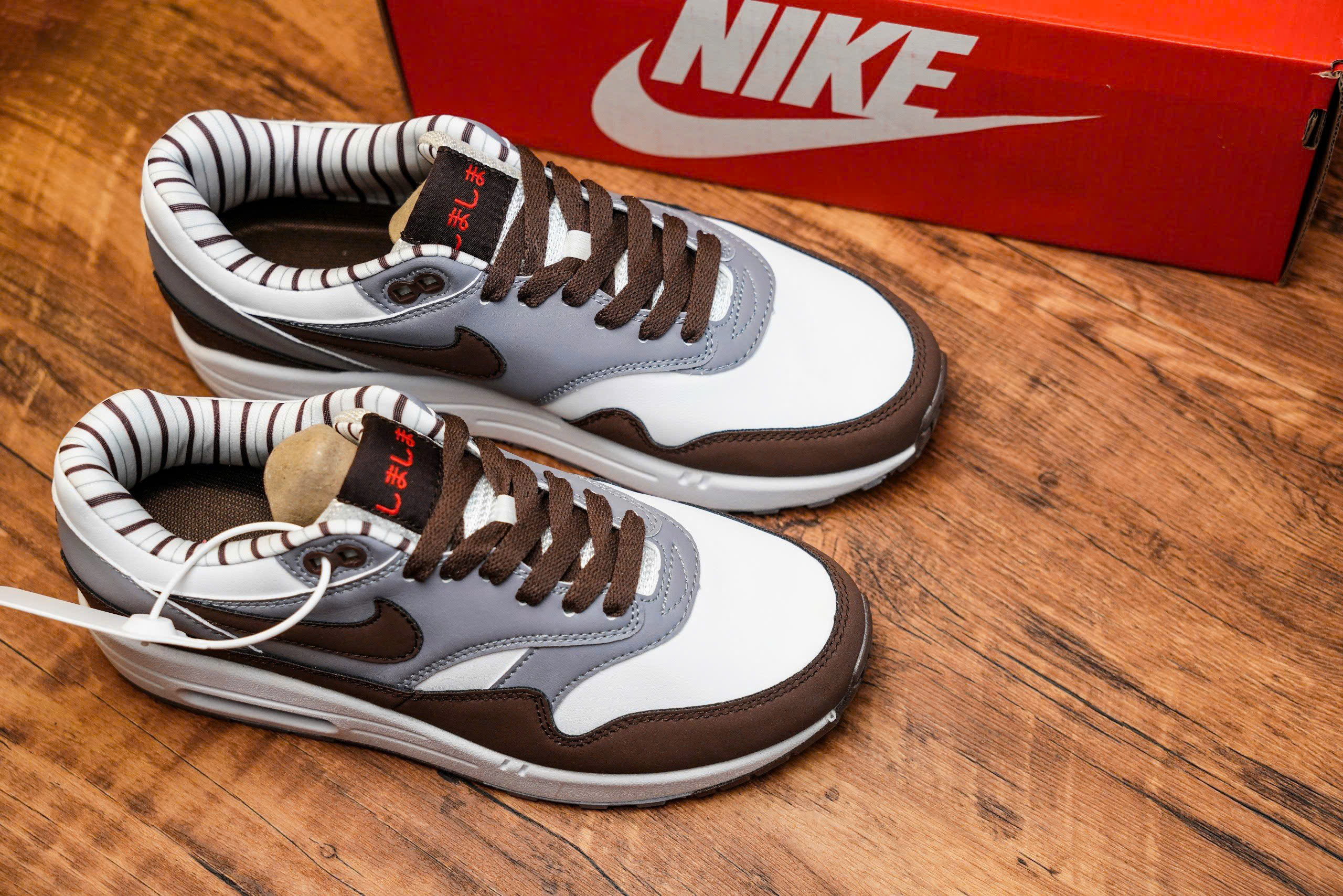 Giày Thể Thao Nam Nữ Nike Air Max 1 Shima Shima Nâu Xám Trắng Giày Thể Thao Nam Nữ Nike Air Max 1 Shima Shima Nâu Xám Trắng