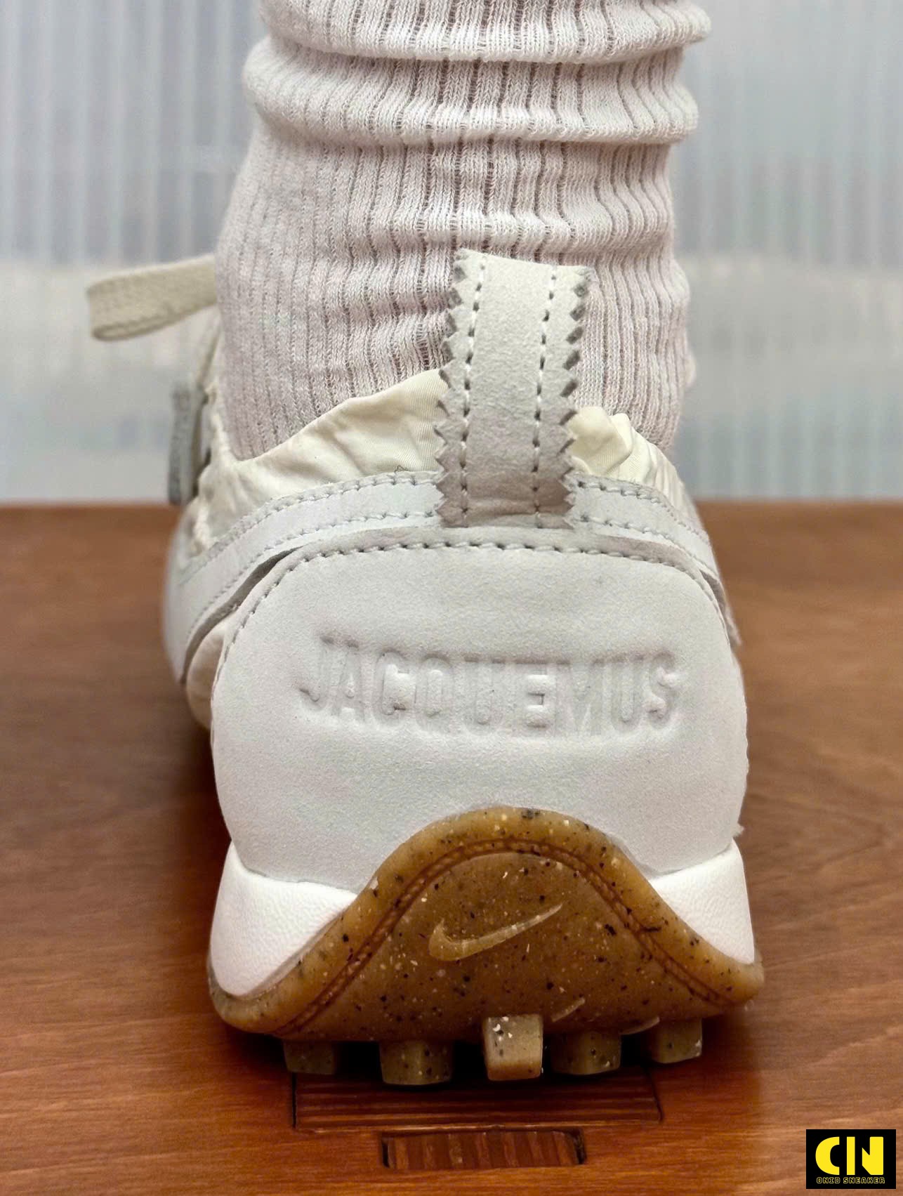 Giày Thể Thao Nike Jacquemus Trắng Cổ Chun Giày Thể Thao Nike Jacquemus Trắng Cổ Chun
