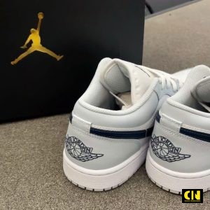 Giay The Thao Nike Jordan 1 Low Aura Trang Xanh Pastel Giày Thể Thao Nike Jordan 1 Low Aura Trắng Xanh Pastel