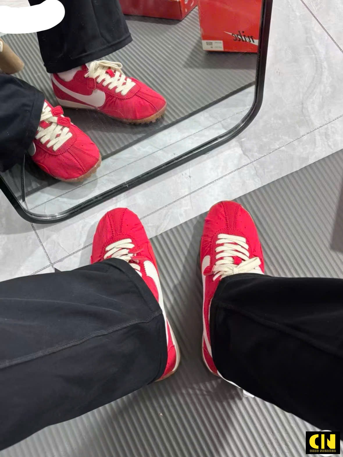 Giày Vintage Cổ Thấp Nike Jacquemus Màu Đỏ Giày Vintage Cổ Thấp Nike Jacquemus Màu Đỏ