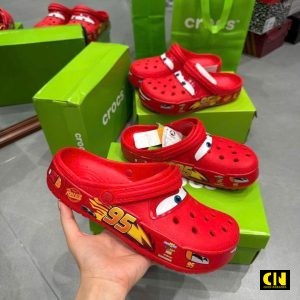 Dep Suc Crocs Cars X Classic Clog Lightning Mcqueen Cao Cap Dép Sục Crocs Cars x Classic Clog Lightning McQueen Cao Cấp