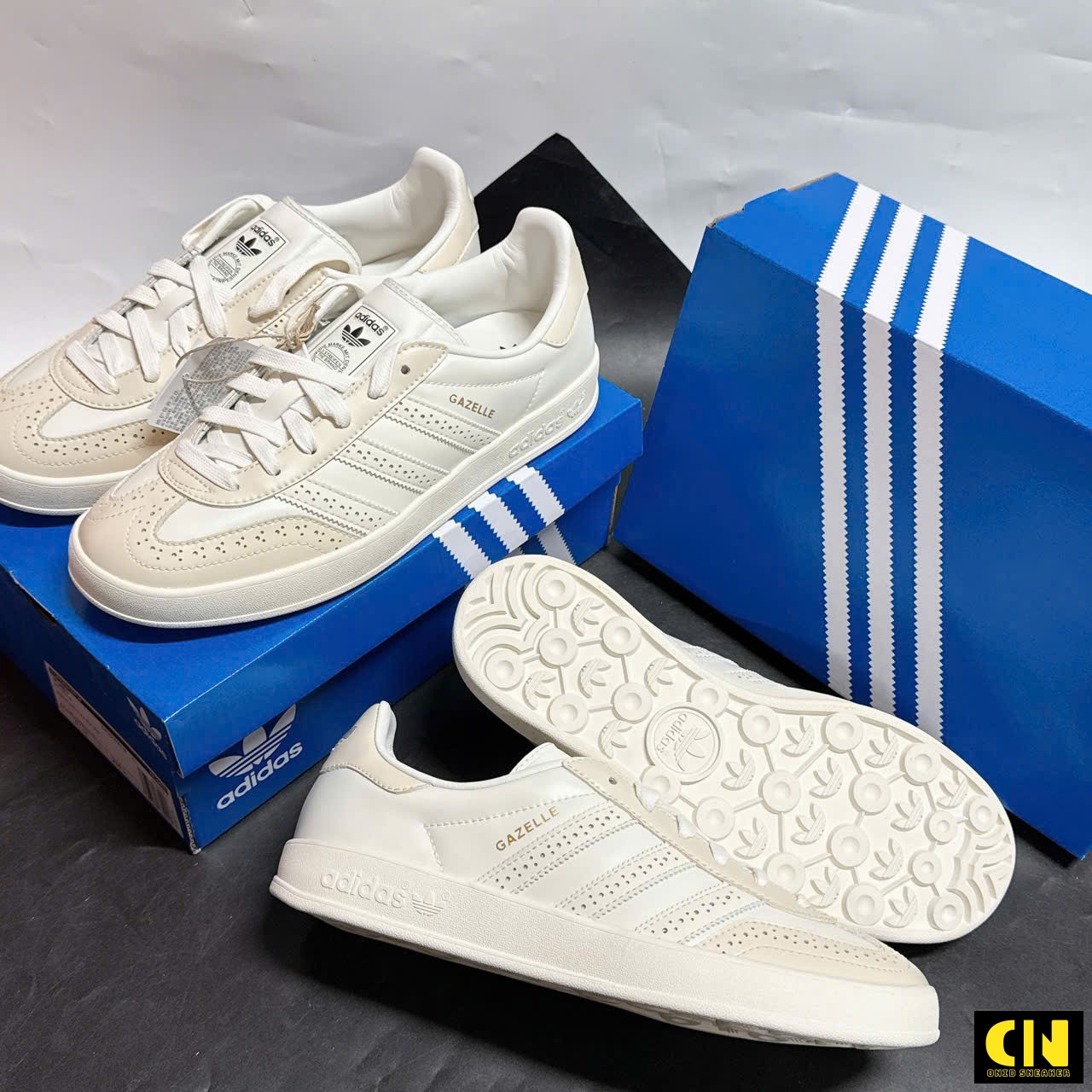 Giày Adidas Gazelle Indoor Cream White Hàng Chuẩn Đủ Size Giày Adidas Gazelle Indoor Cream White Hàng Chuẩn Đủ Size