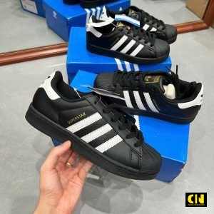 Giay Adidas Superstar Den Soc Trang Tem Vang Giày Adidas Superstar Đen Sọc Trắng Tem Vàng
