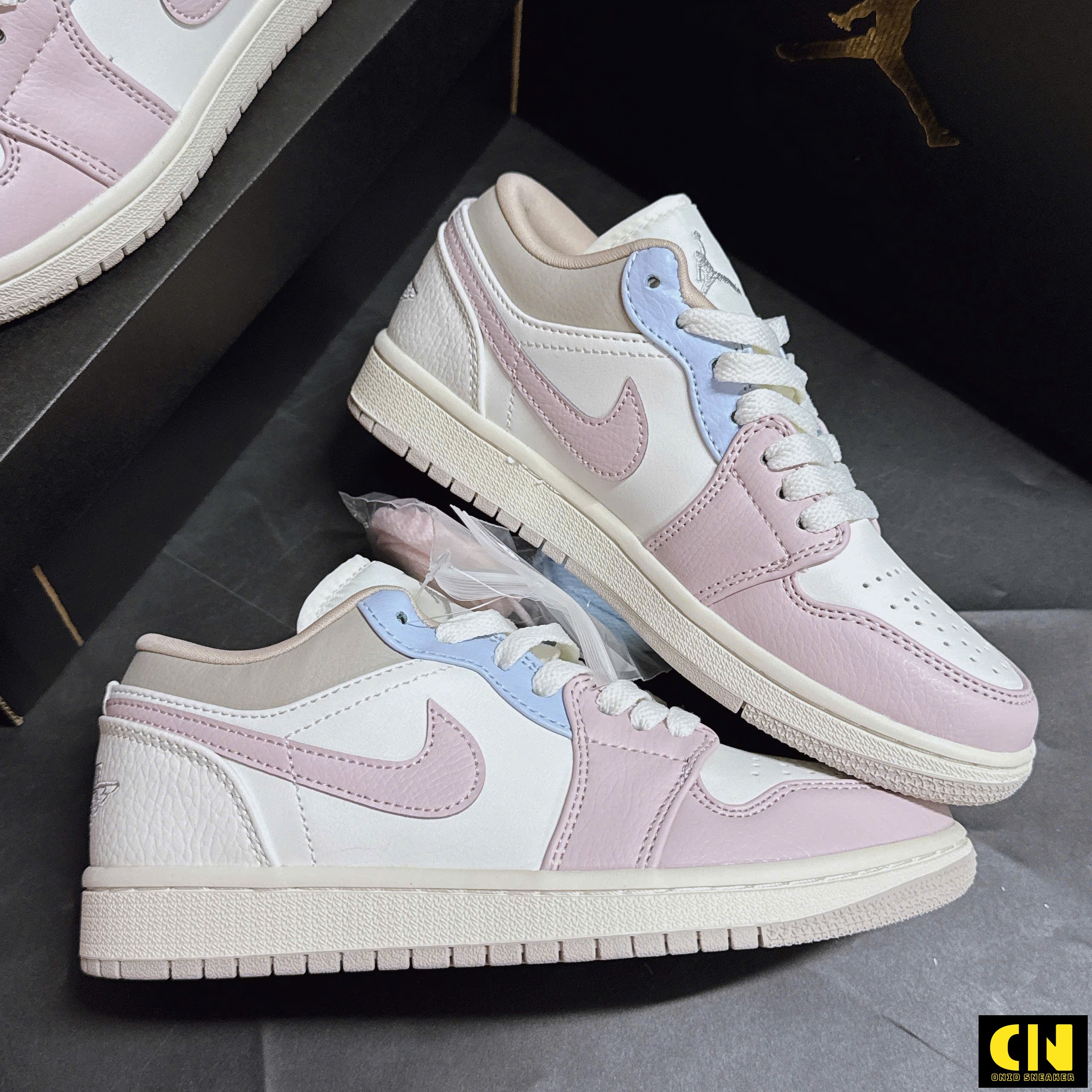 Giày Air Jordan 1 Low Iv3219-161 Sail Silt Red Hydrogen Blue Giày Air Jordan 1 Low IV3219-161 Sail Silt Red Hydrogen Blue