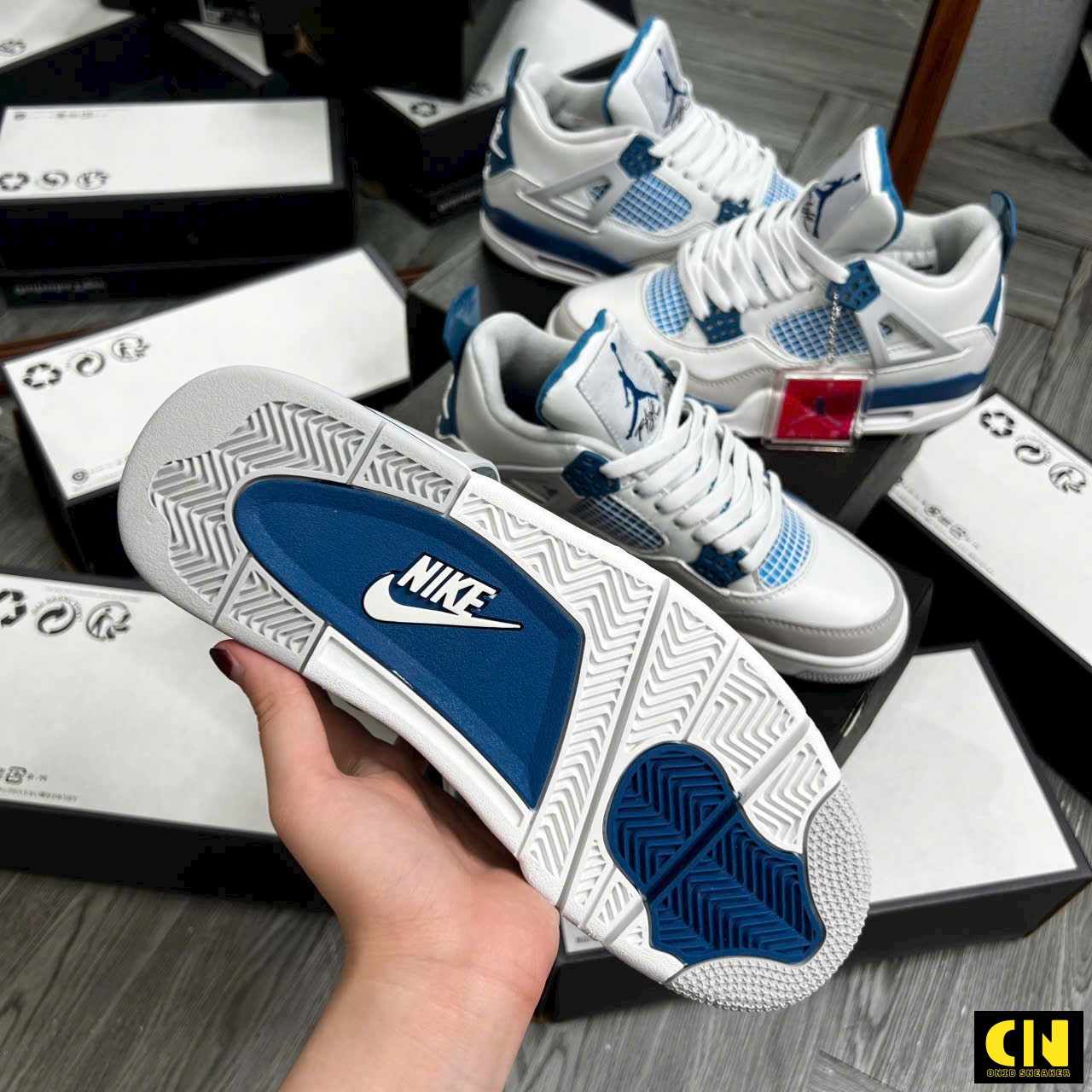 Giày Jordan 4 Retro Gs Military Blue Xanh Trắng Giày Jordan 4 Retro GS Military Blue Xanh Trắng