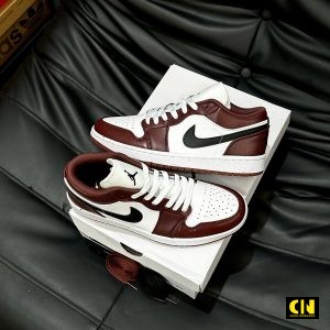 Giay Nike Air Jordan 1 Low Se Dark Pony Hf3148 102 Gia Tot Giày Nike Air Jordan 1 Low SE Dark Pony HF3148-102 Giá Tốt