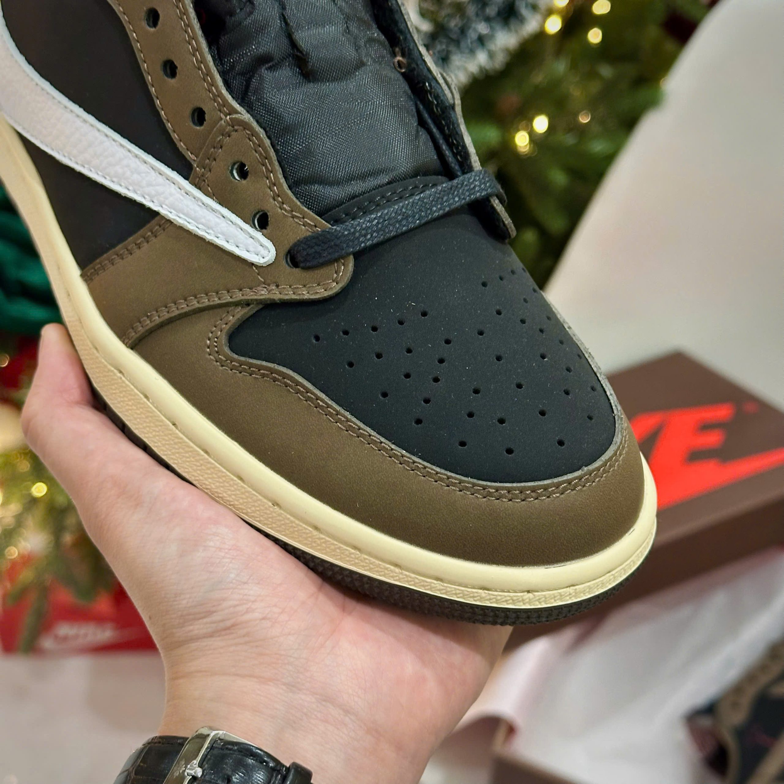 Giày Nike Air Jordan 1 Low Travis Scott Mocha Giày Nike Air Jordan 1 Low Travis Scott Mocha