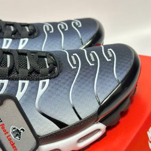 Giay Nike Air Max Plus Black Metallic Silver Xam Bac Giày Nike Air Max Plus Black Metallic Silver Xám Bạc