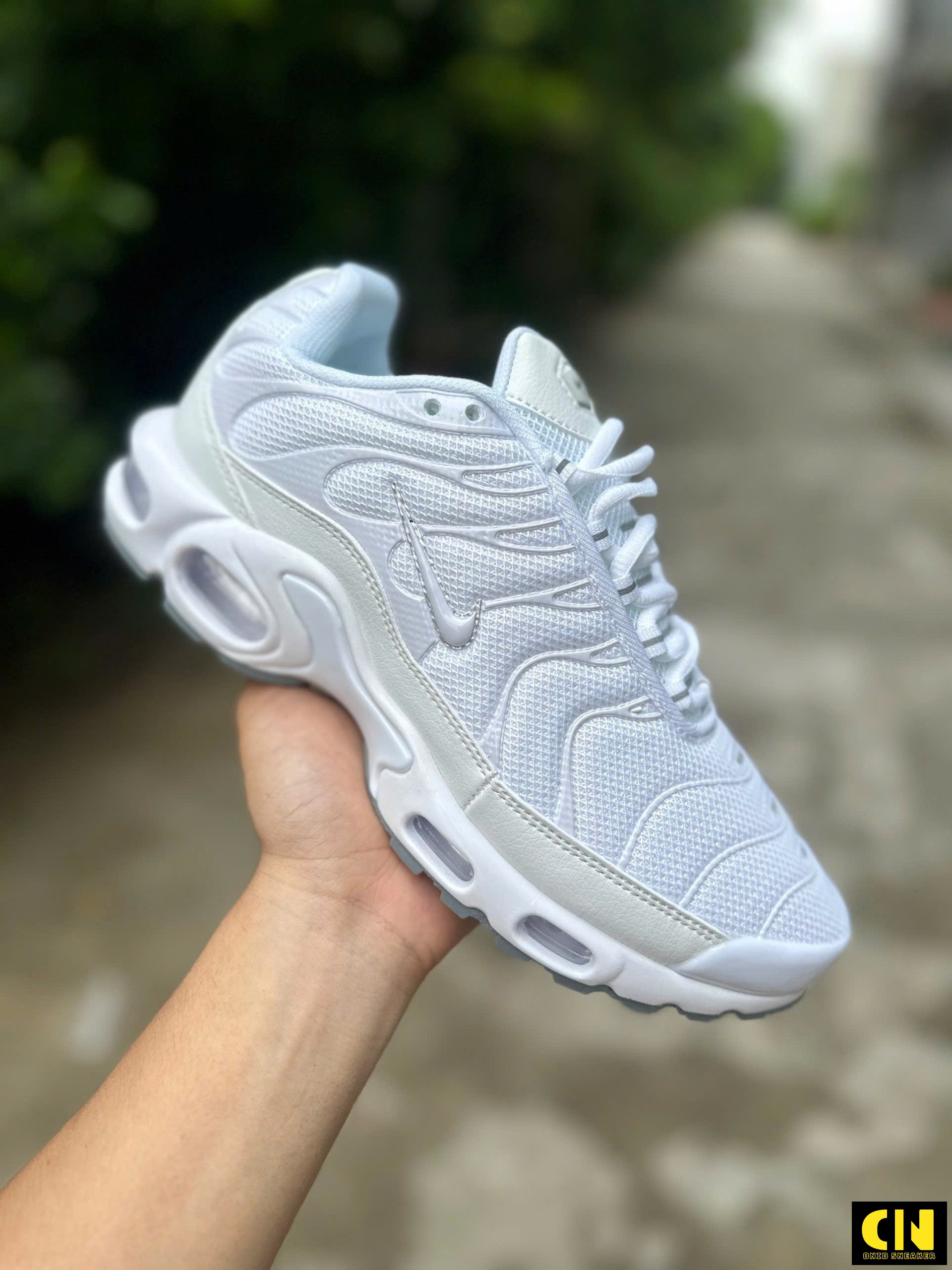 Giày Nike Air Max Plus Tn White Metallic Silver Giày Nike Air Max Plus TN White Metallic Silver